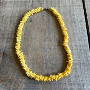 Vintage Yellow Shell Necklace